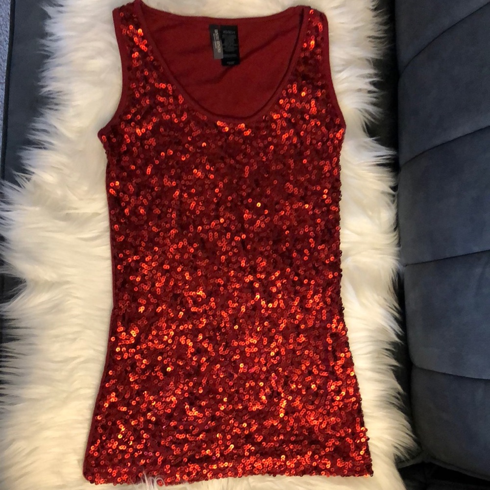 Red sequined Bisou Bisou tank